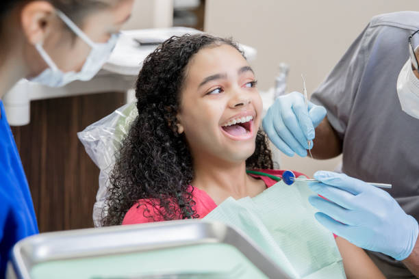 Best Emergency Dental Extractions in Valley Falls, RI