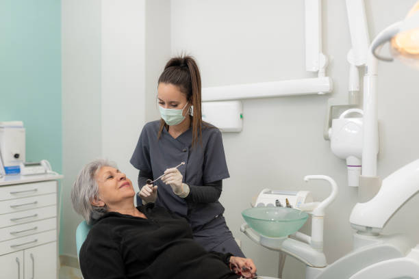 Best Weekend Emergency Dentist in Valley Falls, RI